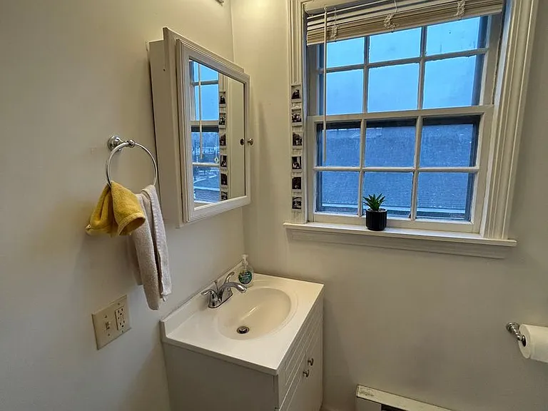 58 Main St — Photo 7