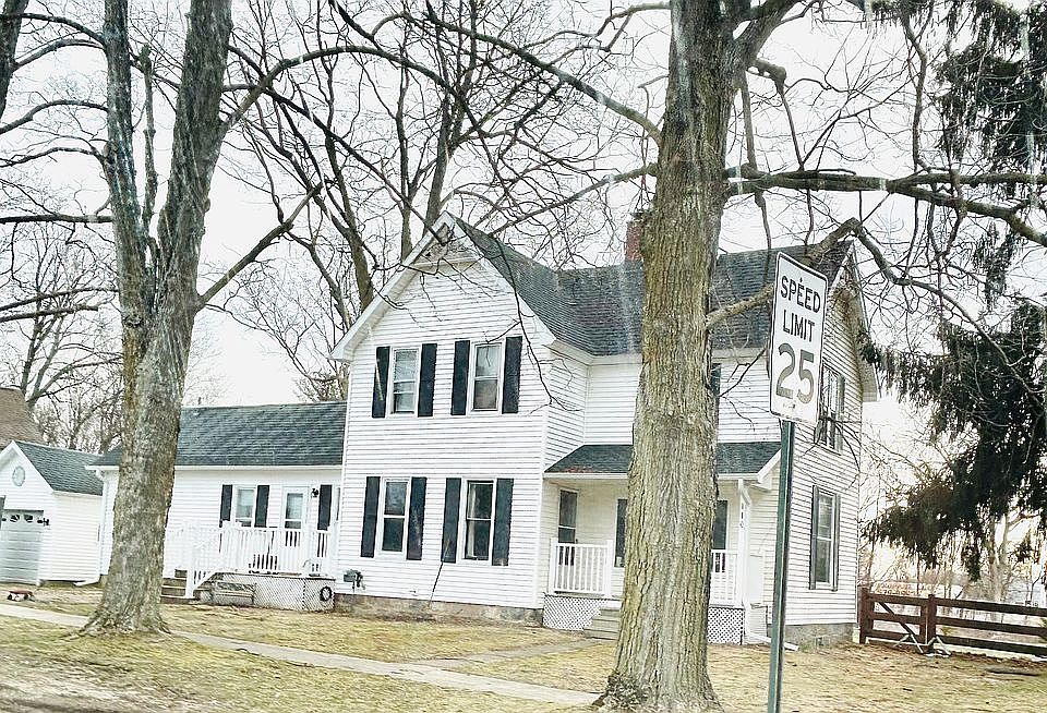 1st image of 110 Florence St