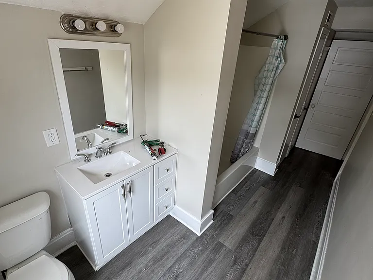 661 Franklin St #2 — Photo 7