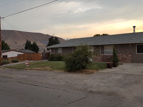 2nd image of 306 S Houston Ave
