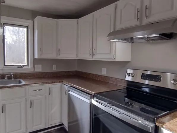 (undisclosed Address), Woonsocket, RI 02895