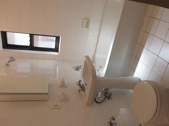 4th image of 530 W 236th St APT 6F
