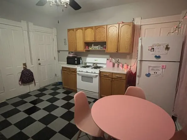 2500 Fratney, 2500 N Fratney St #4, Milwaukee, WI 53212