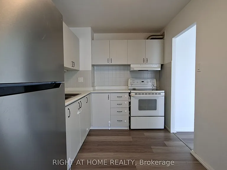10 Sunny Glenway #511 — Photo 23