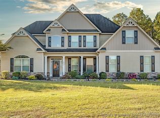 6072 Gallberry Farms Rd, Hope Mills, NC 28348
