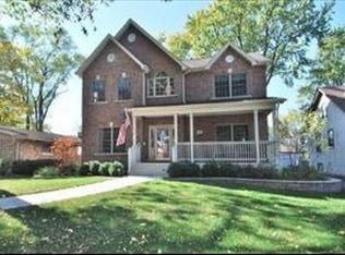 356 N Highview Ave, Elmhurst, IL 60126