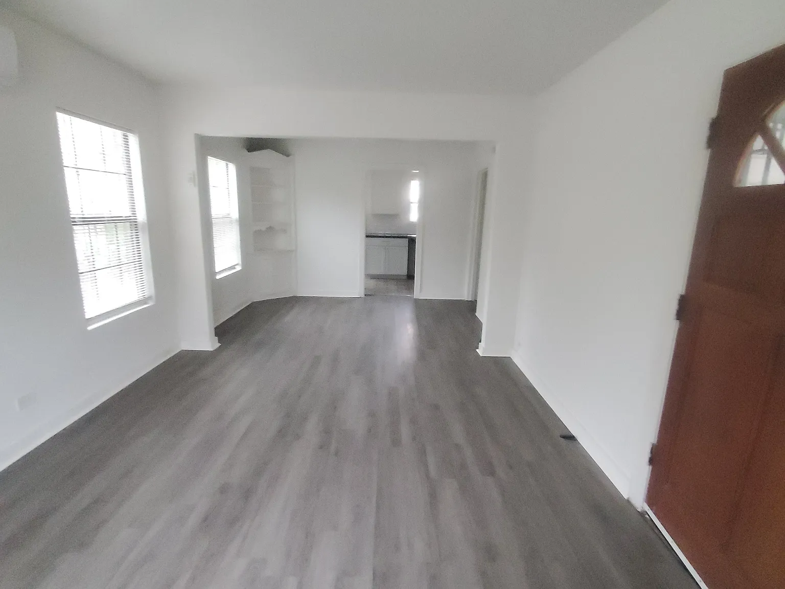 2 bed, 800 sqft, $1,200 — Photo 3