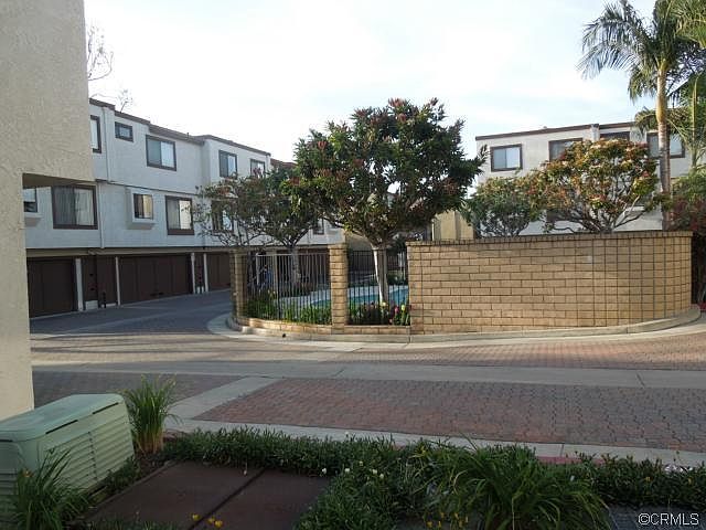 1st image of 3727 Emerald St APT D