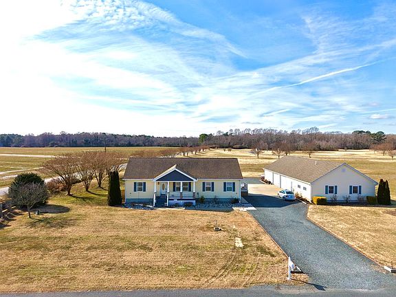 3rd image of 37045 Blue Crab Cir