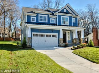 108 Dogwood St SW, Vienna, VA 22180