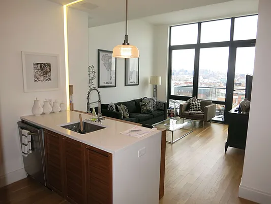 Rented by City View Living | media 62