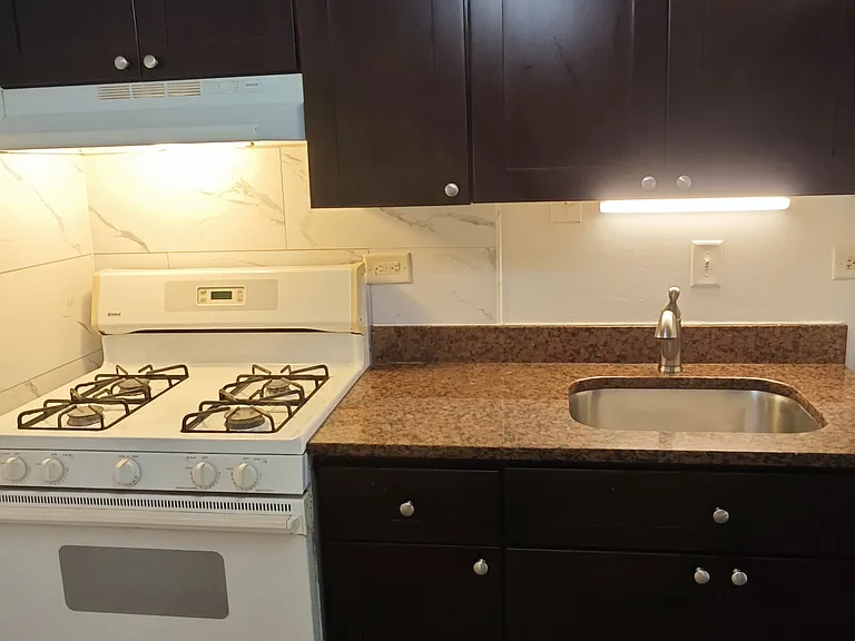 3835 W 124th Pl #1E — Photo 7