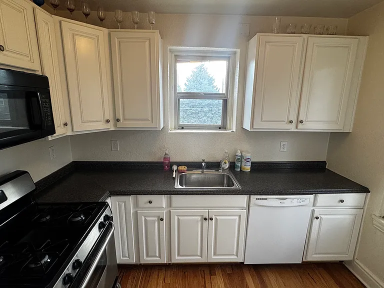 1165 Columbine St #7 — Photo 7