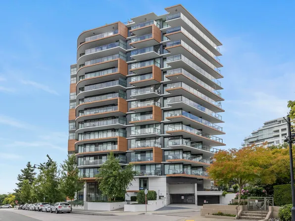 1439 George St #902, White Rock, BC V4B 3Z9