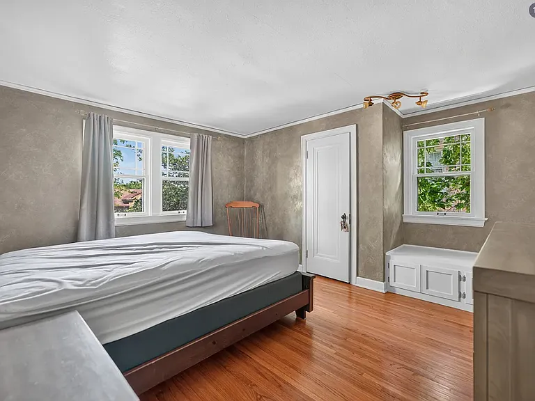 208 Robert Ave #1 — Photo 11