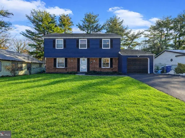 142 Pheasant Ln, Willingboro, NJ 08046