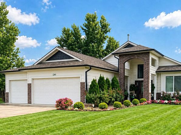 229 Lakeside Dr