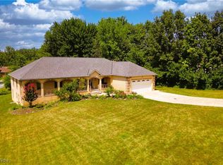 34321 Eddy Rd, Willoughby, OH 44094