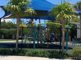 300 Layne Blvd APT 202, Hallandale, FL 33009