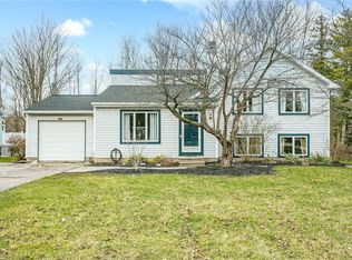 1703 Waterford Rd, Walworth, NY 14568