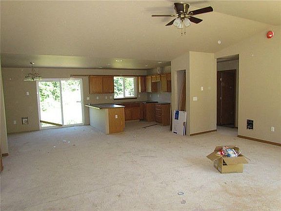 4th image of 10201 55th Ave E
