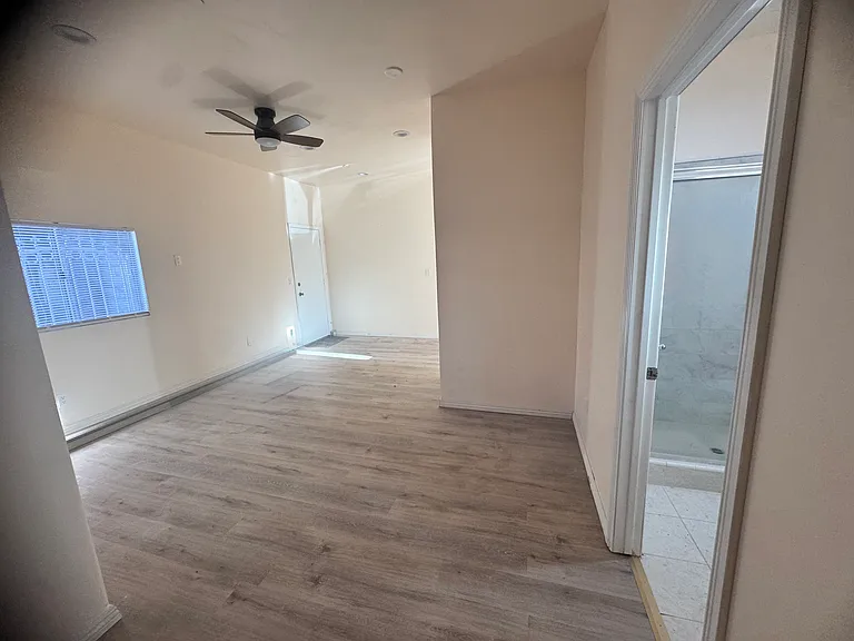 13421 Pala Ave — Photo 6