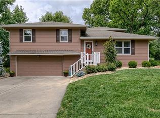 2714 N 156th Ter, Basehor, KS 66007
