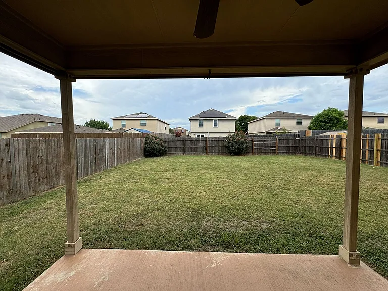813 Draco Dr — Photo 21