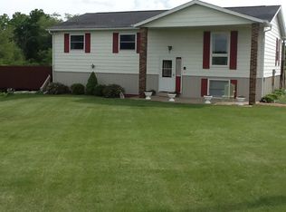 945 E 2150 North Rd, Danvers, IL 61732