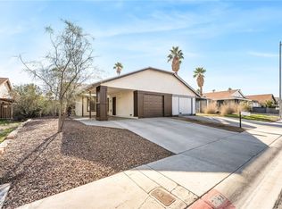 7091 Kenwood St, Spring valley, NV 89147