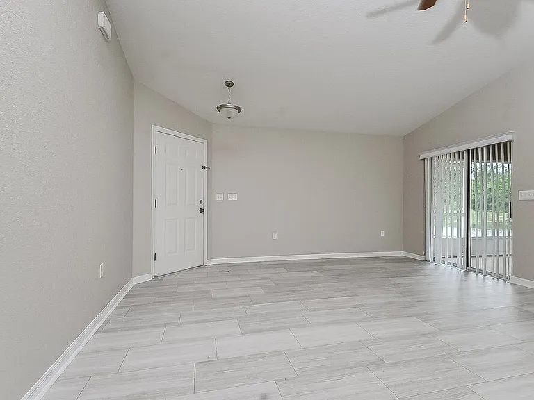 6111 Evansbrook Dr — Photo 3