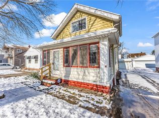 12825 McCracken Rd, Garfield Heights, OH 44125