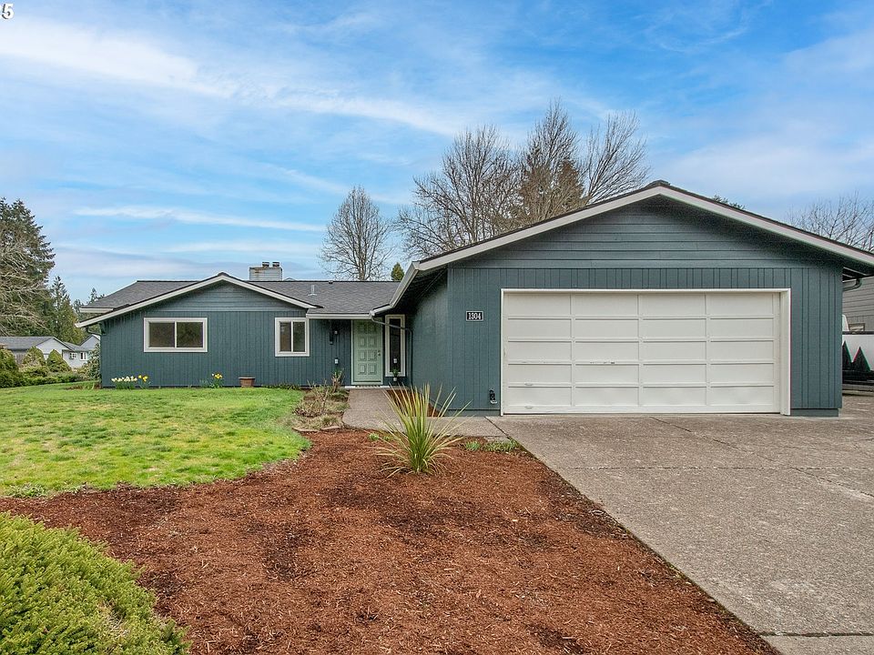 1st image of 1304 SE 29th Ct