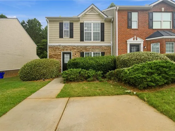 5606 Union Pointe Dr, Union City, GA 30291