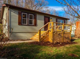 21 Bassett Rd, Asheville, NC 28804