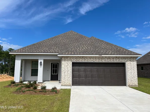15382 High Point Dr, Gulfport, MS 39503