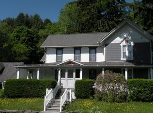 929 Castle Creek Rd, Binghamton, NY 13901