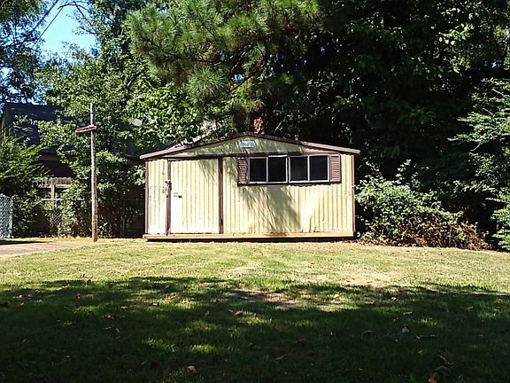 4th image of 4830 Cloister Ave