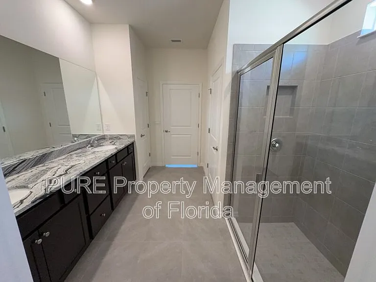 4122 NW 48th Terrace Rd — Photo 38