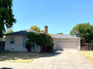 2013 Fruitridge Rd, Sacramento, CA 95822