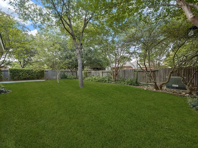 35 Atwell Park — Photo 36