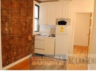 220 E 10th St, New York, NY 10003