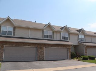 1150 Rose Dr, Sycamore, IL 60178