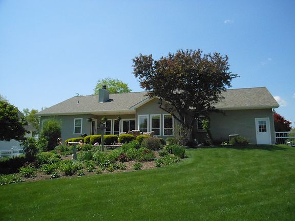 2nd image of 16 Woods Fort Dr