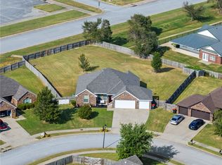 7396 Alivia Cir, Springdale, AR 72762