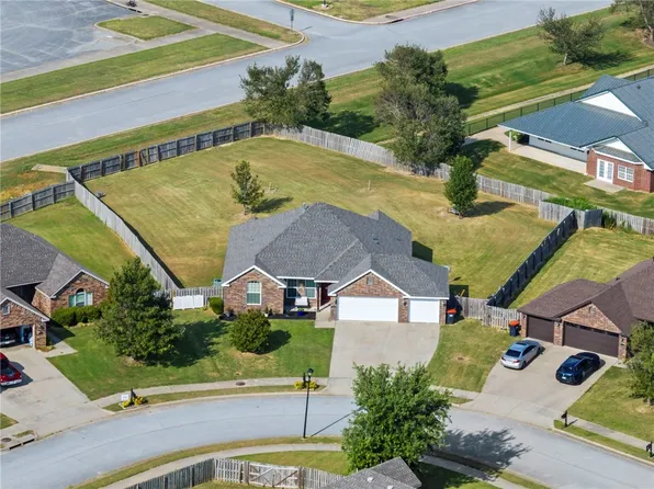 7396 Alivia Cir, Springdale, AR 72762