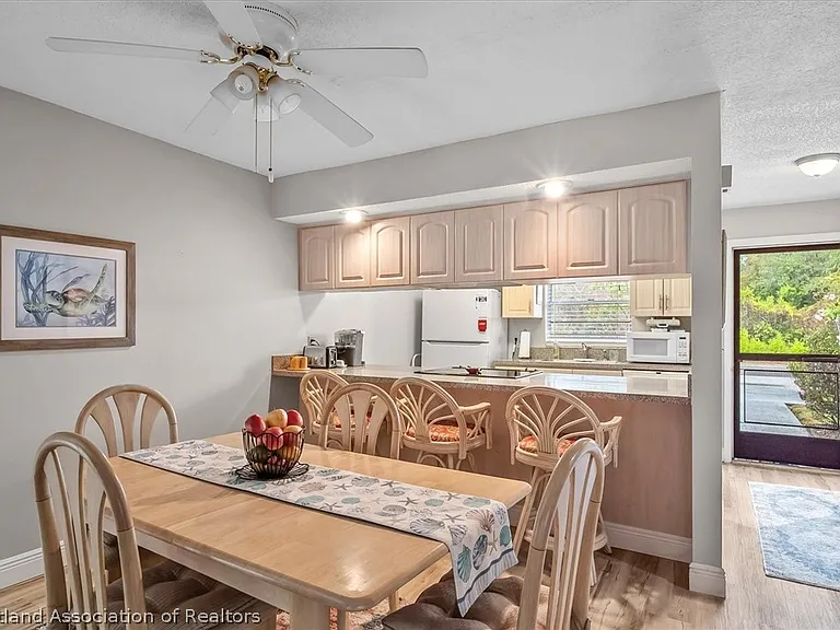 5005 Granada Blvd — Photo 3