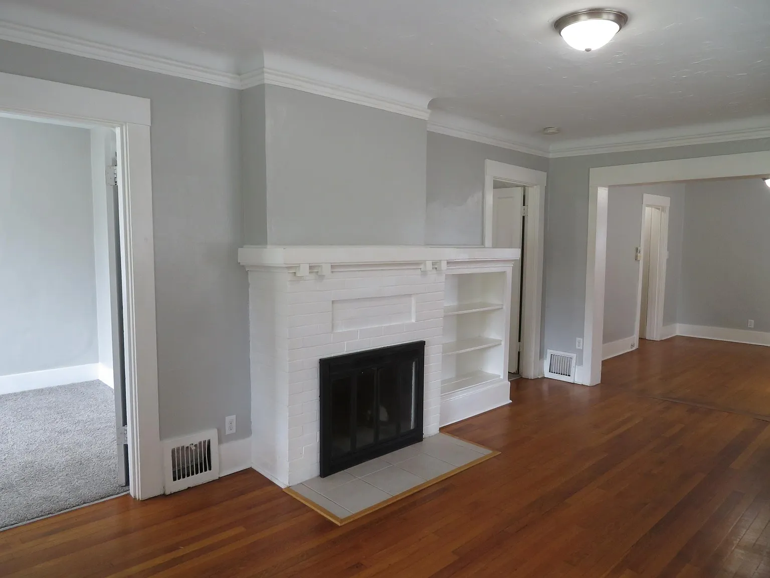 3 bed, 1194 sqft, $1,995 — Photo 3