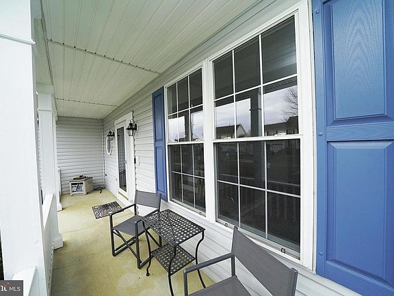 4th image of 6889 Jockey Club Ln