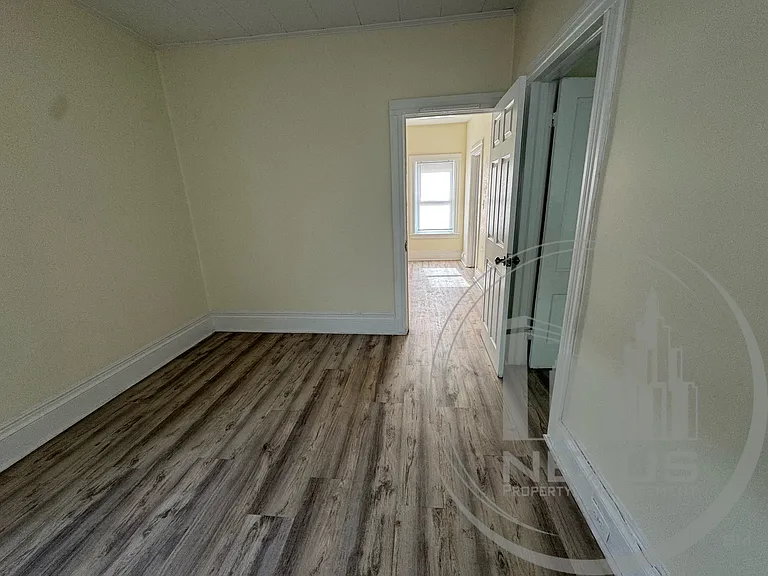 73 E Central St #3 — Photo 16